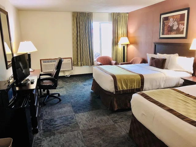 غرفة بسريرين كوين لذوي الإعاقة، Ramada By Wyndham Spokane Valley 2/4