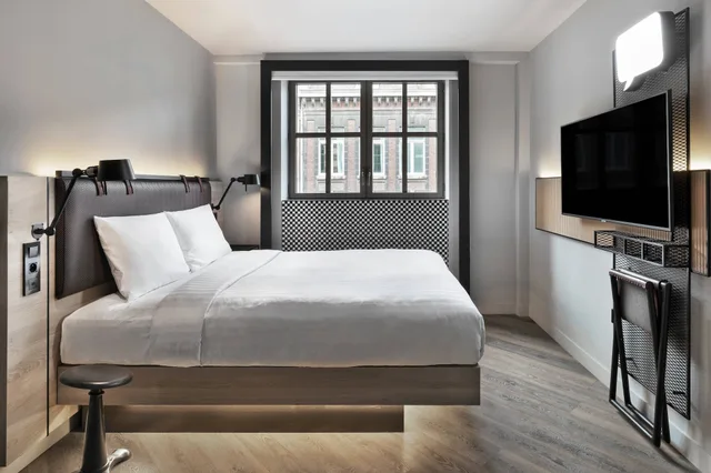 غرفة بسرير كوين، Moxy Lille City 5/10