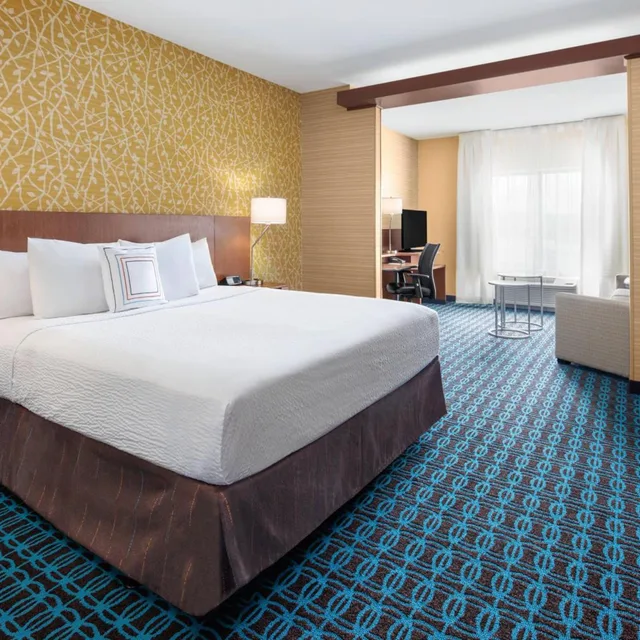 Executive, Suite, King Bed, Sofa, Fairfield Inn & Suites By Marriott Poplar Bluff 1/7
