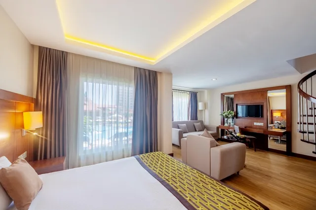 Duplex, Villa, Sofa، Salamis Bay Conti Resort and Casino 1/1