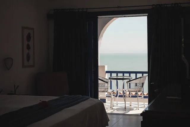 غرفة ديلوكس بإطلالة على البحر، Colonna Park Hotel 6/8