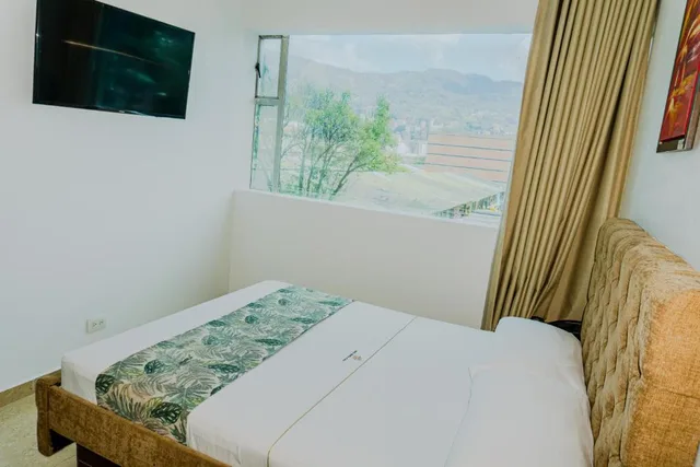 غرفة سوبيريور بسرير مزدوج، Hotel Central Plaza 2/4