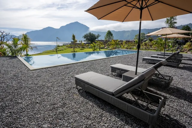 Tribhuwana Padma Lake Resort، Klungkung 27/50