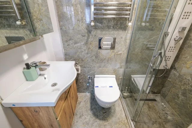 Economy, Double Bed, Loren Hotel Suites 4/5