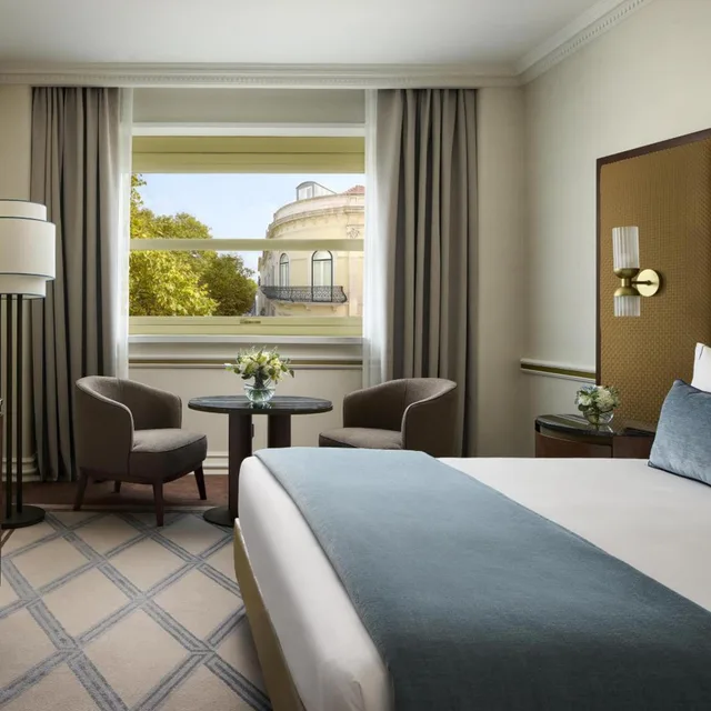 غرفة سيغنتشر ديلوكس بسرير فردي بإطلالة على المدينة مع سرير إضافي، Tivoli Avenida Liberdade the Leading Hotels of the World 1/3