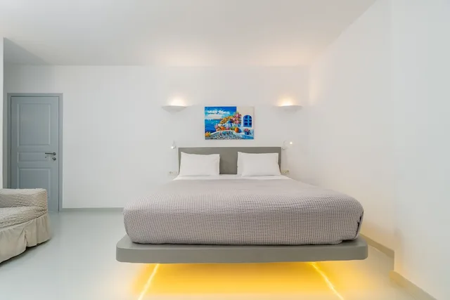 غرفة ديلوكس بسرير كوين، Central Fira Hotel 5/10
