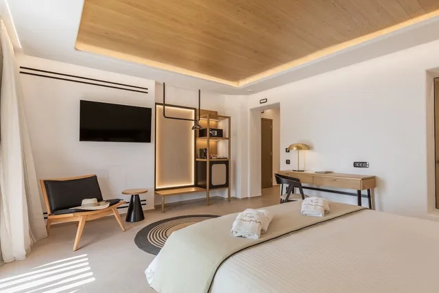 جناح استوديو بسرير كينج بإطلالة على البحر بمسبح خاص، Calma Suites Mykonos 2/3