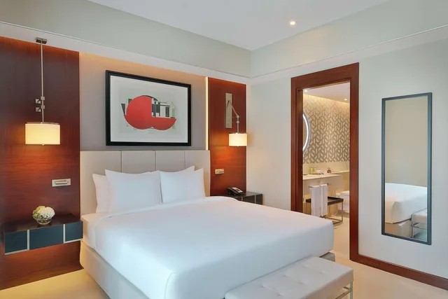 جناح عائلي بإطلالة على البحر بغرفتي نوم، Hilton Doha The Pearl Residences 2/6