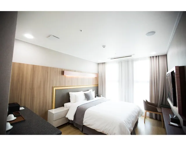 غرفة ديلوكس بسرير مزدوج، Hotel Lart Gimpo 4/10