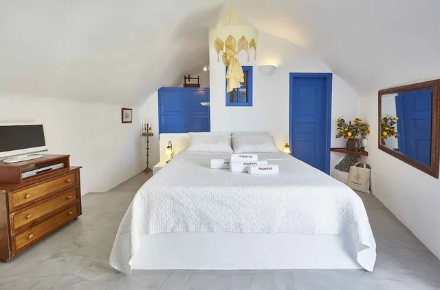 Premium, Studio, Queen Bed, Sunset View، Esperas Santorini 5/10