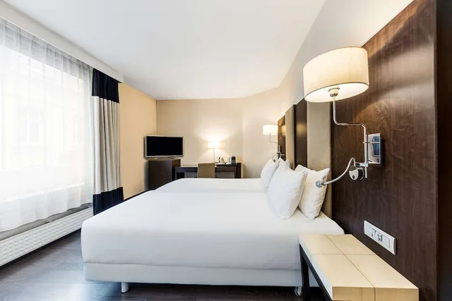 غرفة سوبيريور ثلاثية، Hotel NH Brussels Stephanie 2/5