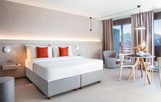 Superior, Victoria Hotel & Residence 1/4