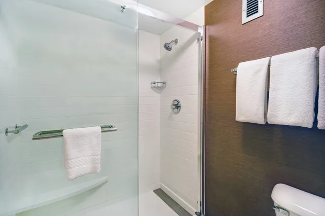 غرفة بسرير كينج، Fairfield Inn & Suites by Marriott Atlanta Vinings/Galleria 3/5