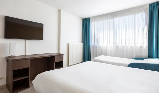 Grand, Apartment, 1 Single and 2 Double Beds, Balcony، Les Loges du Park 1/7
