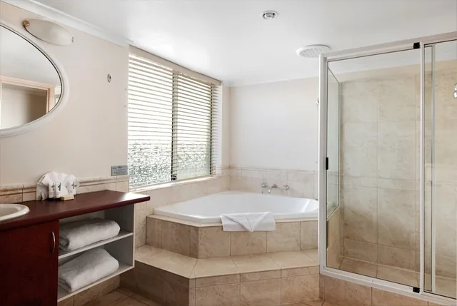 Spa, Studio, Apartment, King Bed، Quest Yelverton Kalgoorlie 4/4