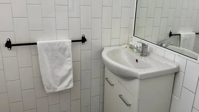 غرفة بسرير كوين وسرير فردي، Annerley Motor Inn 8/10