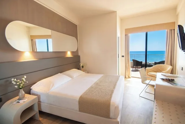Executive, Twin Beds, Sea View, Hotel Le Palme - Premier Resort 7/10