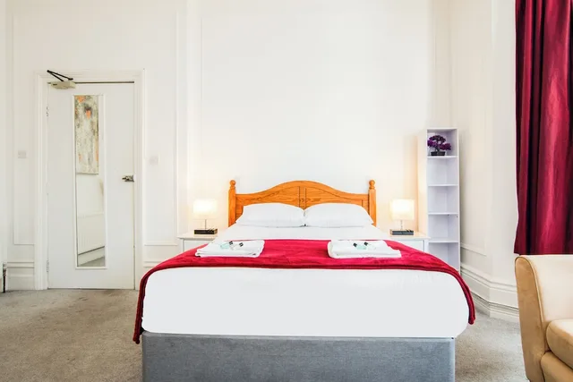 غرفة قياسية مزدوجة، OYO The Lodge Bournemouth 8/9