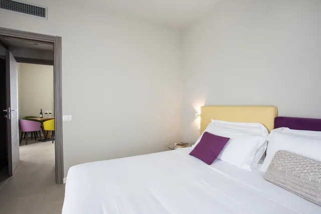 جناح ملكي، Kepos Etna Relais 3/10