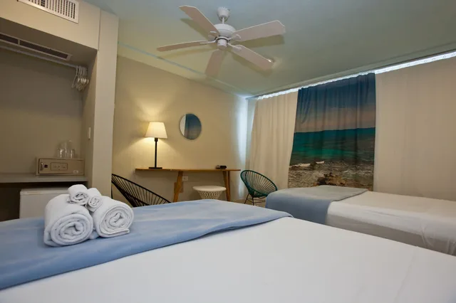 غرفة بسرير كينج بإطلالة على البحر، Hotel Rocamar Isla Mujeres 3/10