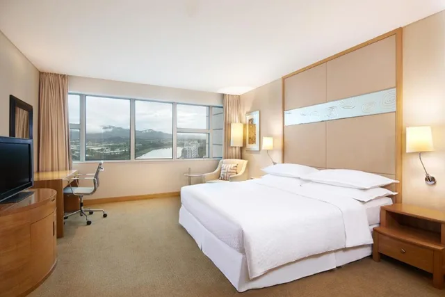 جناح تنفيذي بسرير كينج بغرفة نوم واحدة، Four Points By Sheraton 1/2