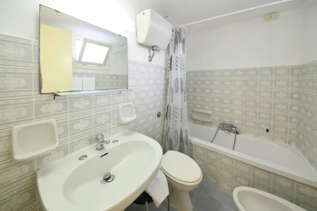 غرفة اقتصادية ثلاثية بسرير مزدوج وسرير فردي، Hotel Villa Diana 4/6