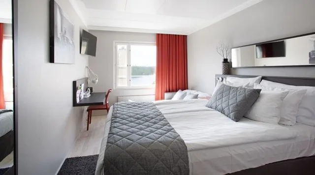 غرفة قياسية بسريرين منفصلين، Original Sokos Hotel Vaakuna 3/10