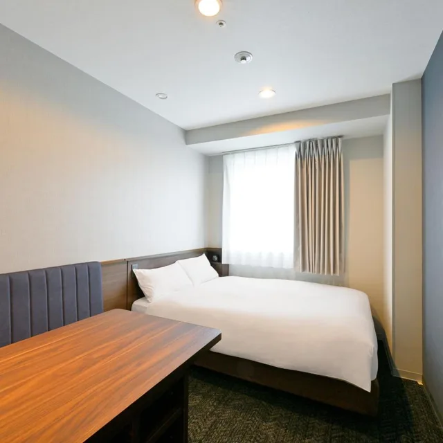 غرفة بسرير مزدوج مع أريكة، Jr West Group Via Inn Okayama 3/7