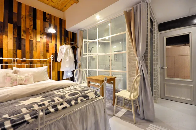 Royal, Pool, Suite, Villa, 2 Double Beds، February Hotel Hwanggeum 7/10