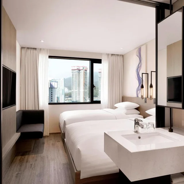 غرفة بريميير بسريرين منفصلين في طابق مرتفع، Fairfield By Marriott Busan 4/10