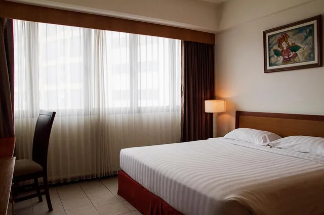 2 Bedroom Deluxe, Verwood Hotel & Service Residence 1/1