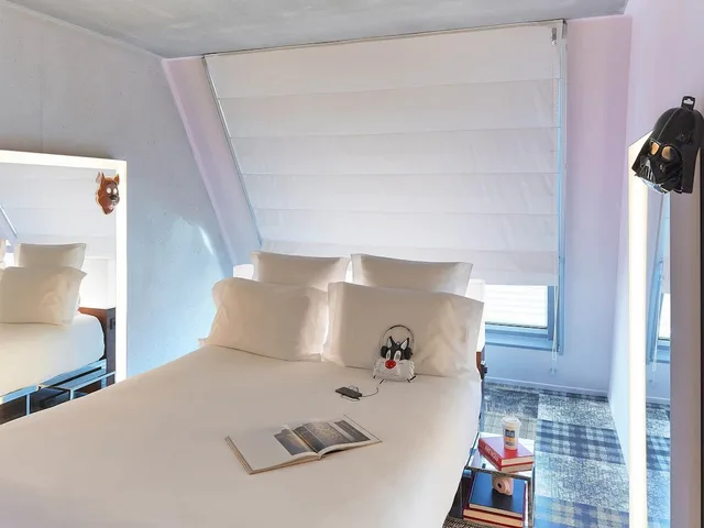 Small Mama, Double Bed، Mama Shelter Marseille 3/10