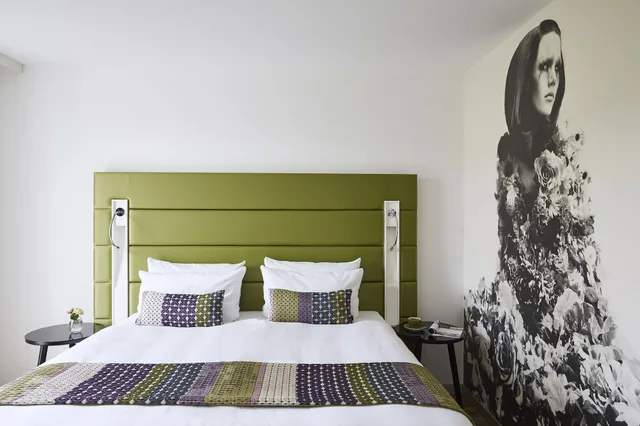 غرفة قياسية بسرير مزدوج بإطلالة على الحديقة، Hotel Indigo Duesseldorf Victoriaplatz 7/10