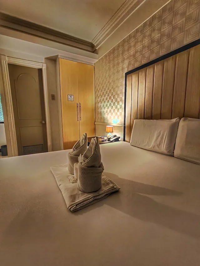 غرفة أساسية بسرير كينج، S&M Hotel 4/7