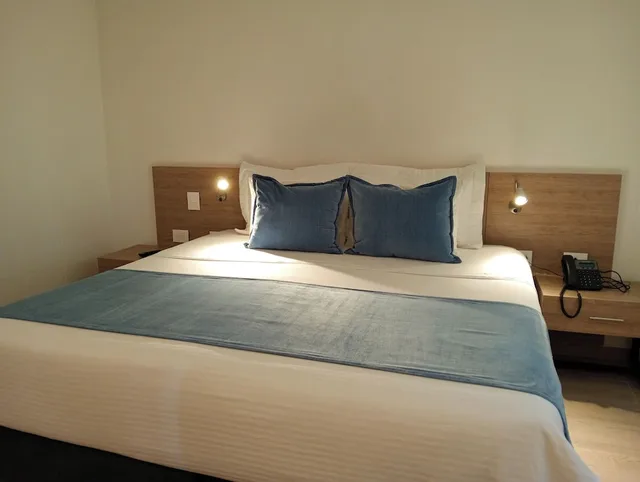 غرفة ديلوكس مفردة بسرير كينج، Hotel Lomas 10 2/2