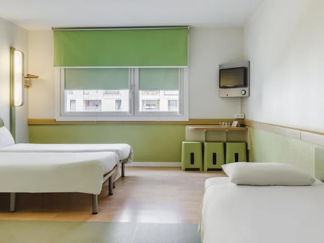 غرفة قياسية ثلاثية، Ibis Budget Warszawa Reduta 2/7
