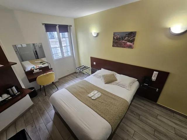 غرفة سوبيريور بسرير كوين، Massilia Hotel 1/10