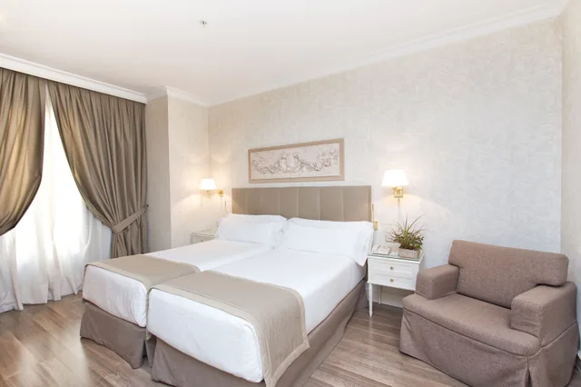 غرفة سوبيريور بسرير مزدوج، Hotel Atlantico Madrid 3/10