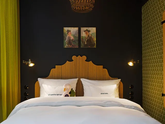 غرفة بسرير كينج، 25hours Hotel The Royal Bavarian 2/9