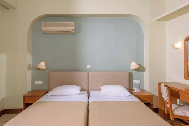 غرفة قياسية بسريرين منفصلين، Zeus Hotels El Greco Heraklion 5/9
