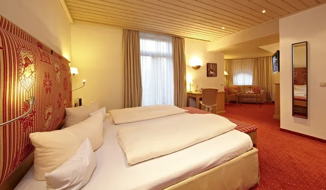 غرفة سوبيريور بسرير كينج بإطلالة على الجبل، STAUDACHERHOF 3/9