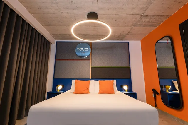 Economy, Queen Bed, IKYK HOTEL 3/7