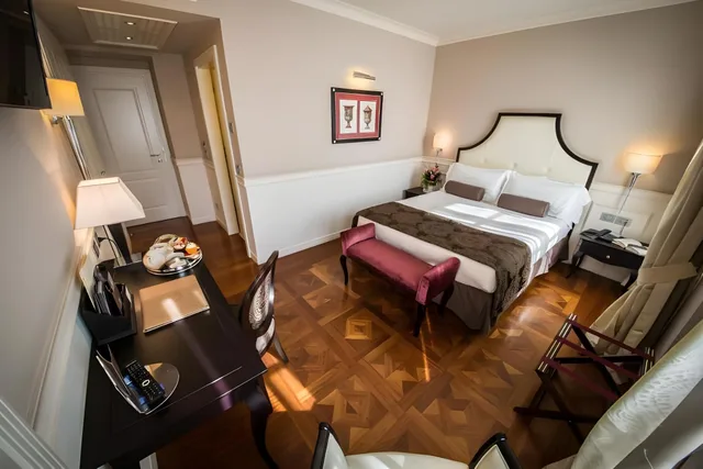 غرفة قياسية، Victoria Hotel Letterario 2/2
