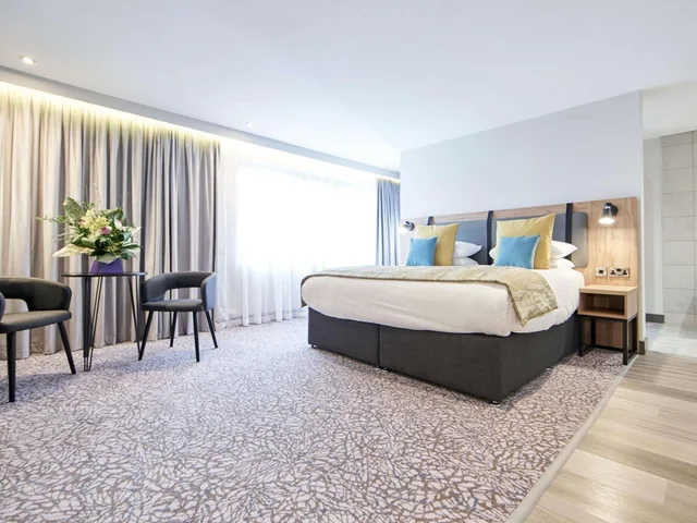 غرفة بريفيليج بسرير كينج، Mercure Newcastle George Washington Hotel Golf and Spa 3/7