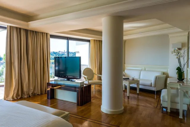 جناح فاخر بإطلالة على البحر بشرفة، Hotel Don Cesar 3/5