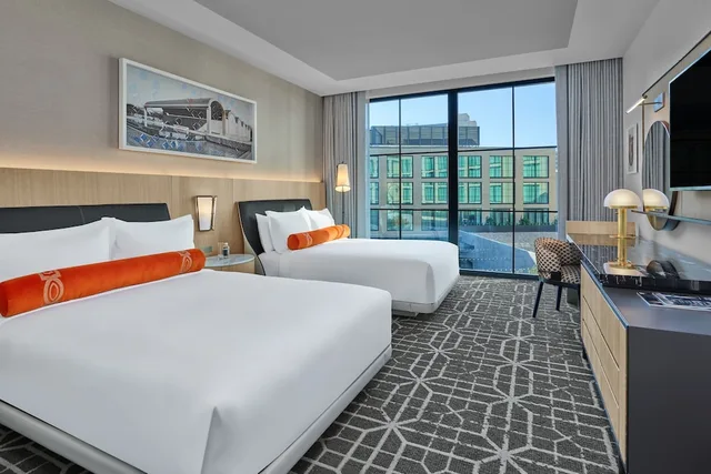 غرفة ديلوكس بسريرين كوين لذوي الإعاقة، The Crescent Hotel Fort Worth 1/2