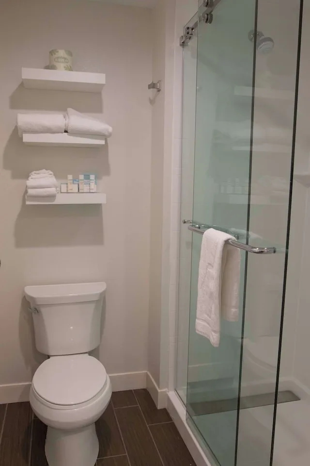 جناح بسرير كينج مع أريكة، Hampton Inn & Suites Boone 3/4