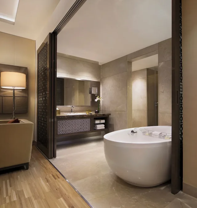 غرفة بسريرين مزدوجين بإطلالة على المسبح، Jw Marriott Hotel Mumbai Sahar 7/9