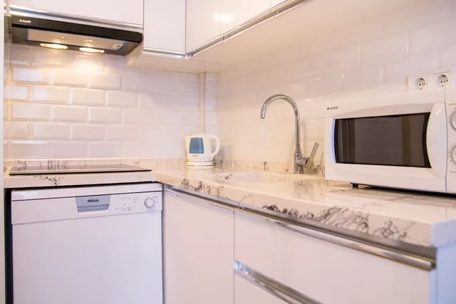 بنتهاوس بزنس بسرير كينج مع أريكة، Fi Homes - Adults Only 5/5