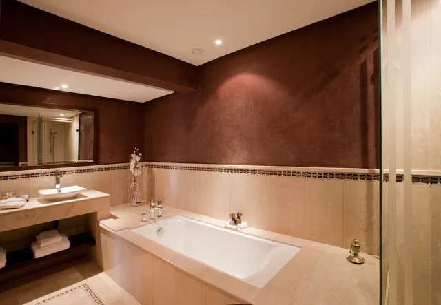جناح بريميوم بإطلالة على الحديقة مفردة بسرير كينج، Kenzi Menara Palace 4/6